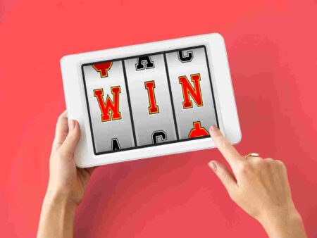 Tours gratuits au casino : conditions, astuces et pièges à éviter